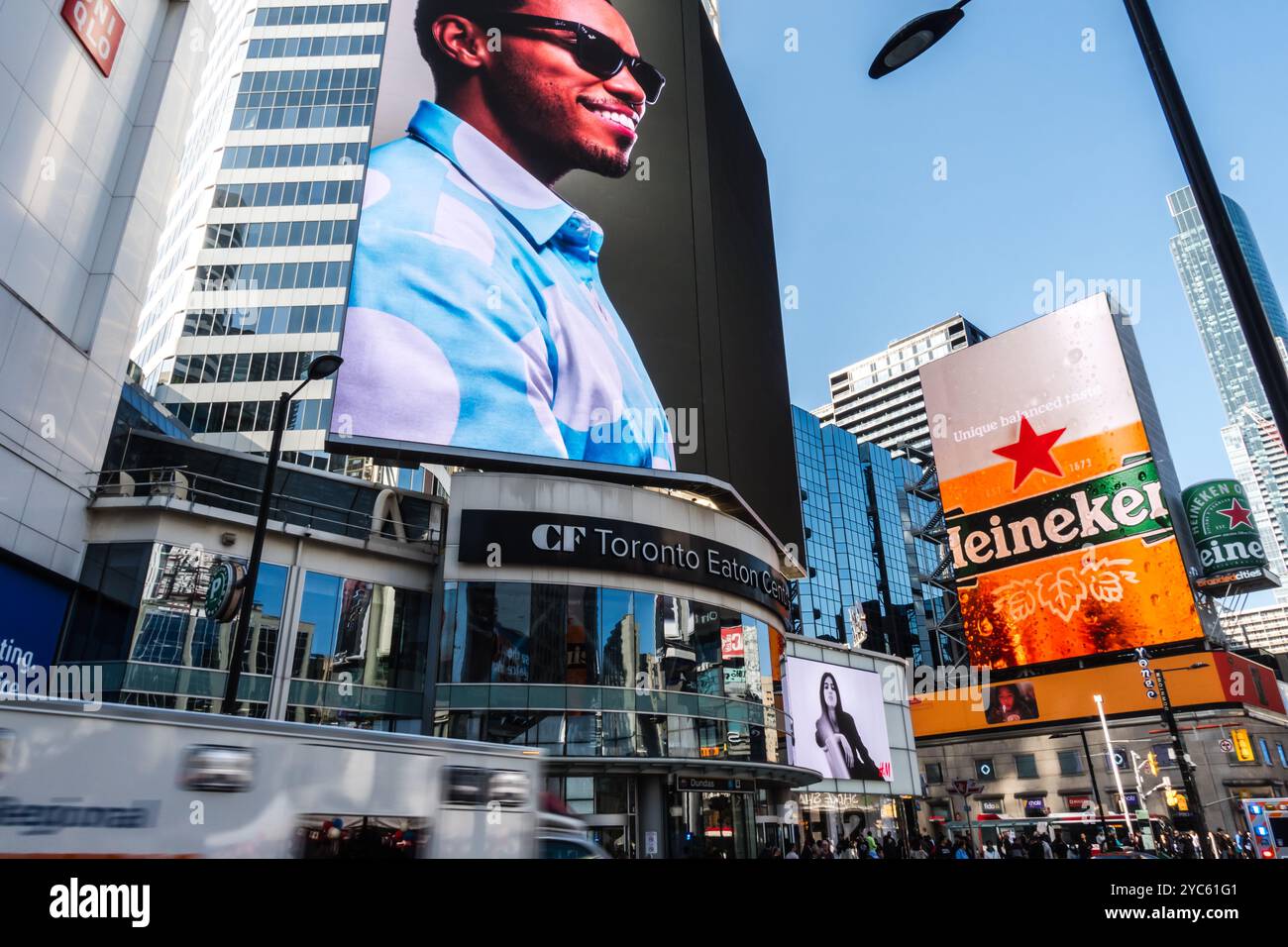 Toronto eaton Center in der Nähe von yonge und dundas Stockfoto