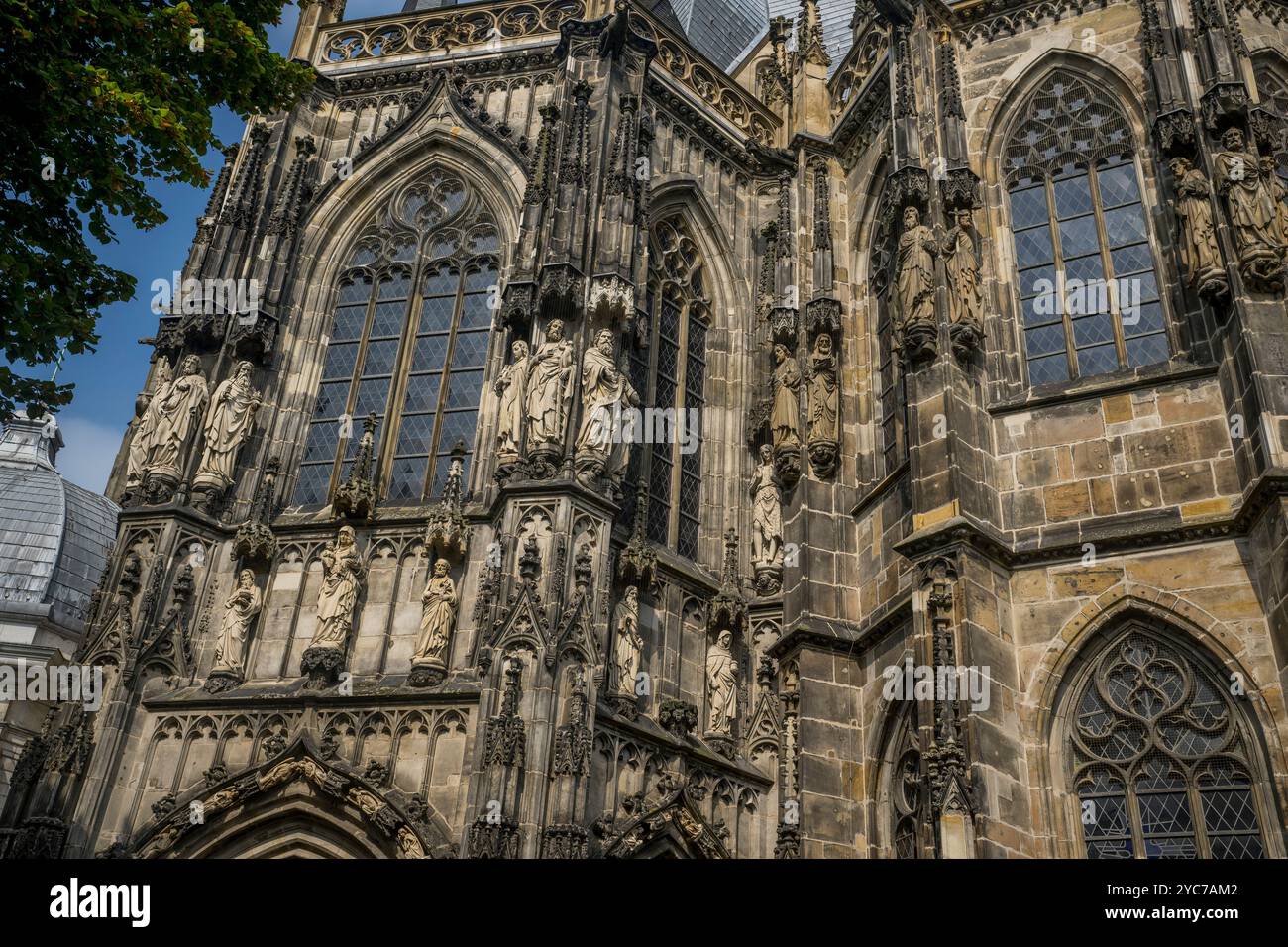 Detail des Aachener Doms (UNESCO-Weltkulturerbe) ist die letzte Ruhestätte Karls des Großen in der Altstadt von Aachen, Nordrhein-Westpha Stockfoto