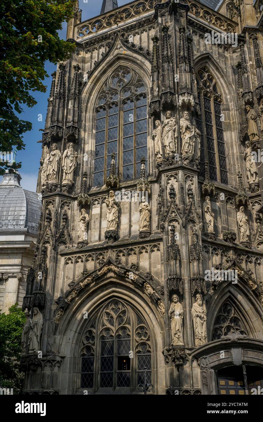Detail des Aachener Doms (UNESCO-Weltkulturerbe) ist die letzte Ruhestätte Karls des Großen in der Altstadt von Aachen, Nordrhein-Westpha Stockfoto