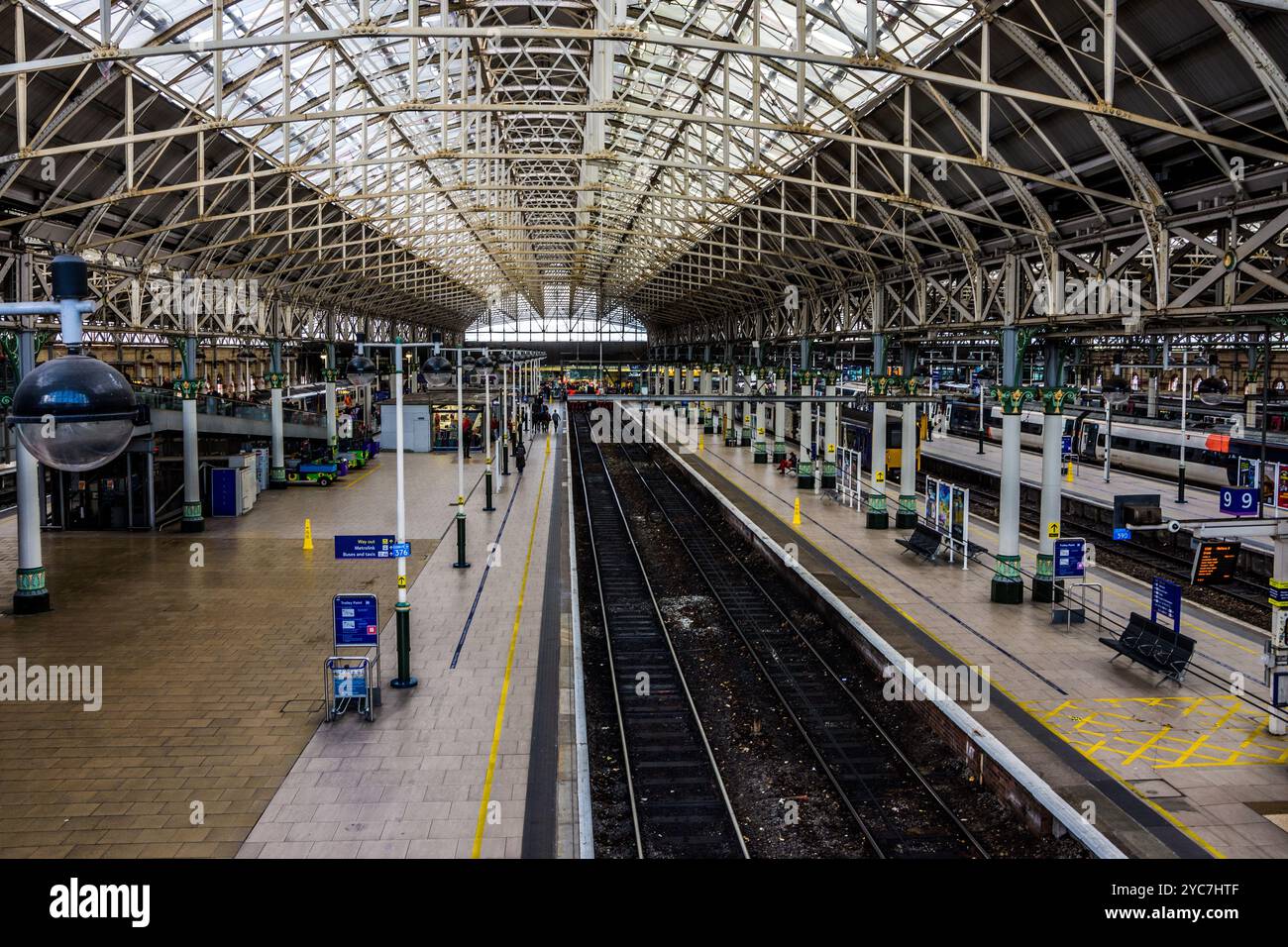 Blick auf den Bahnhof Manchester Picadilly. Stockfoto