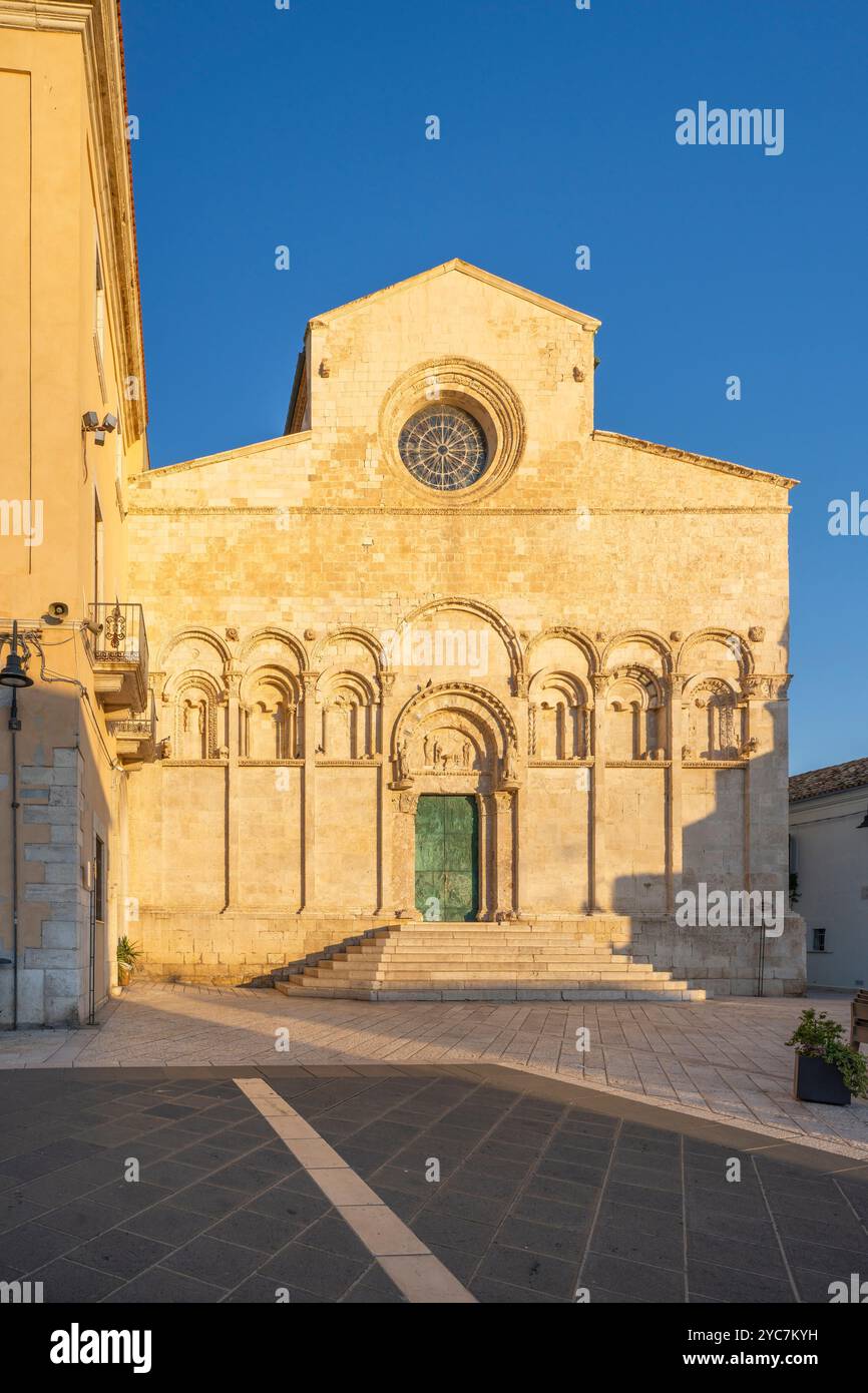 Kathedrale Santa Maria della Purificazione und San Basso, Termoli, Campobasso, Molise, Italien Stockfoto