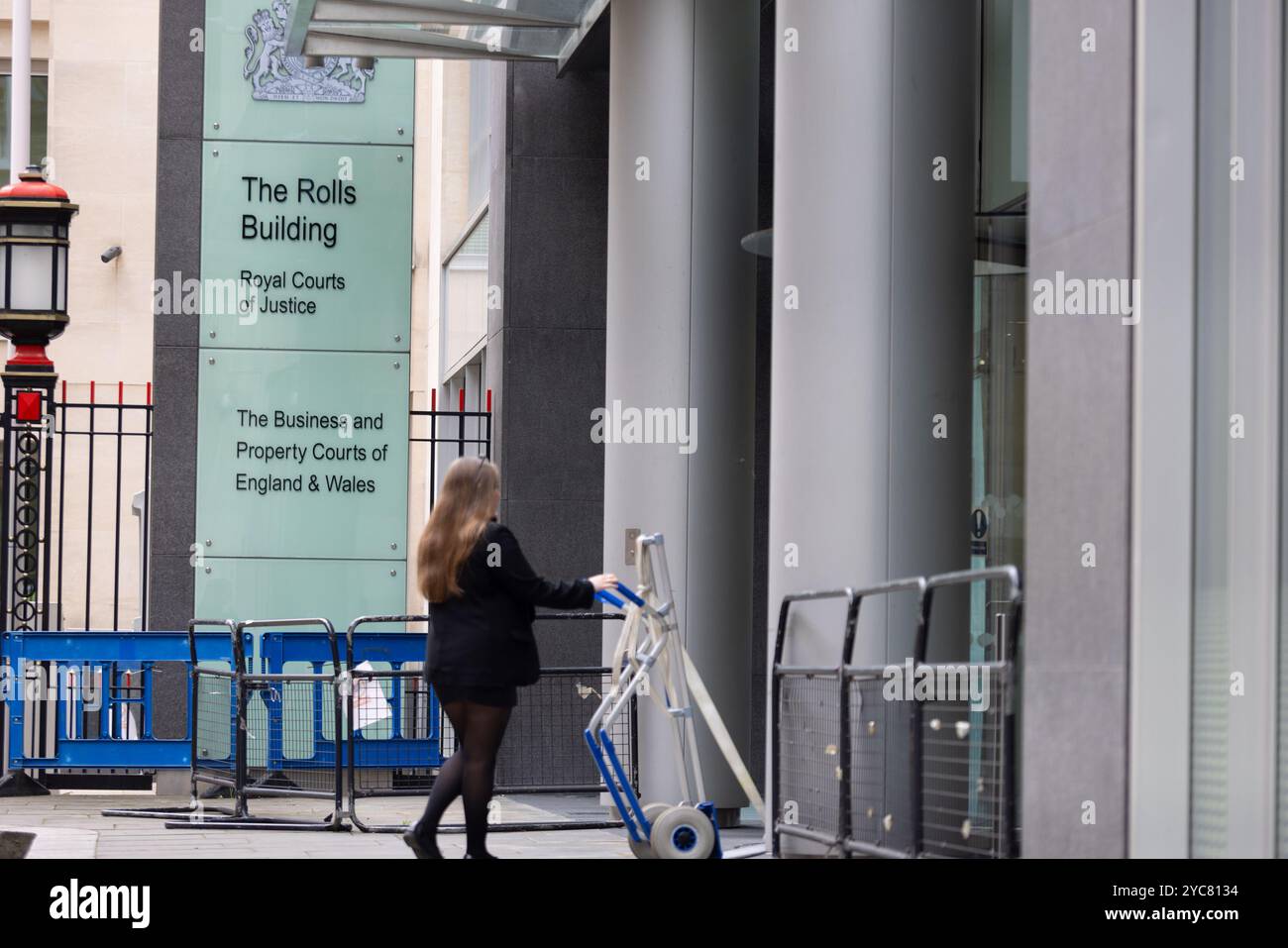 Außenansicht des Rolls Building, der Royal Courts of Justice, der Business and Property Courts of England and Wales, London Stockfoto