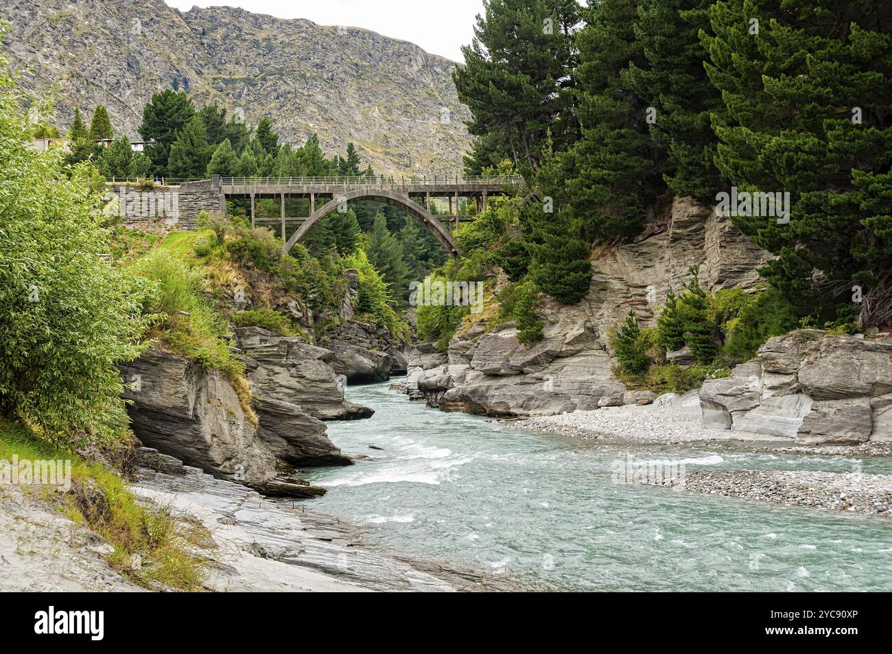 Edith Cavell Brücke über den Shotover River in Queenstown auf der Nordinsel Neuseelands Stockfoto