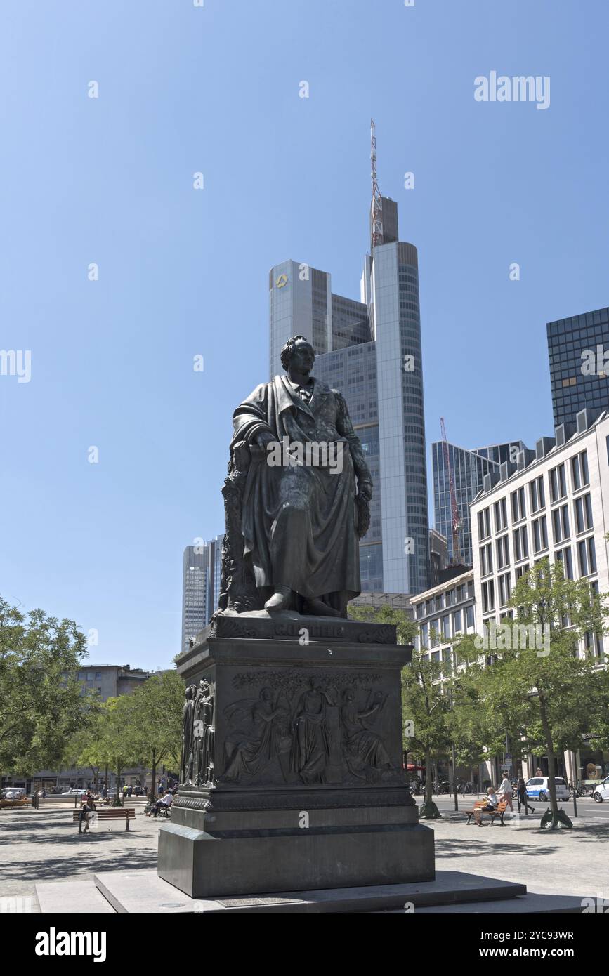 Bronzestatue von Johann Wolfgang von Goethe in Frankfurt, Deutschland, Europa Stockfoto