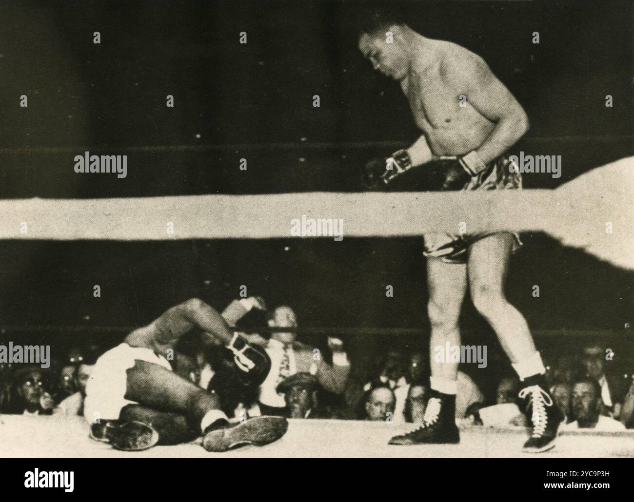 Der US-amerikanische Boxer Joe Louis und der chilenische Arturo Godoy während eines Spiels, New York 1940 Stockfoto