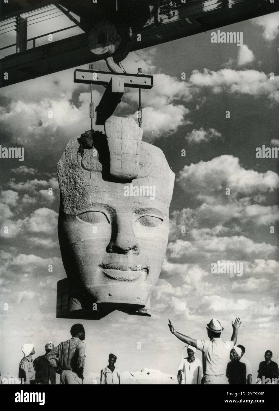 Antike ägyptische Antiquitäten aus Abu Simbel wurden entfernt, um den Assuan-Damm zu bauen, 1965 Stockfoto