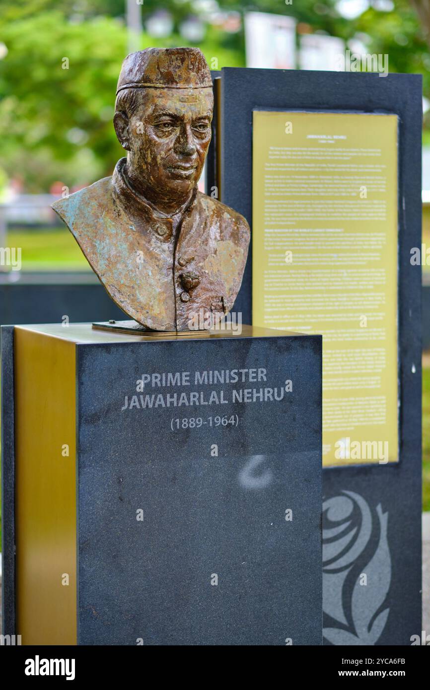 Bronzestatue des indischen Premierministers Nehru, Singapur Stockfoto