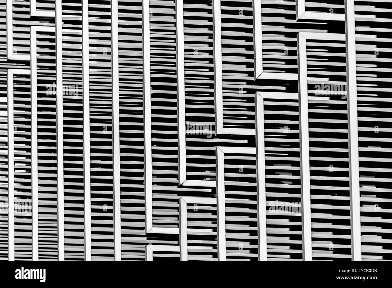 Moderne architektonische Abstraktion. Geometrisches Design in Schwarz und weiß. Abstrakter Hintergrund. Stockfoto
