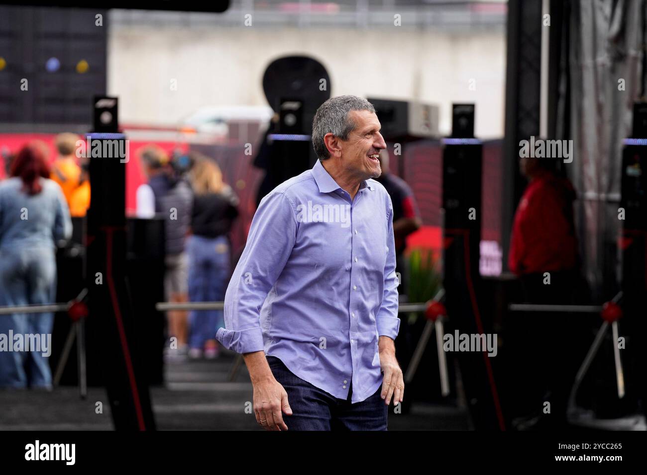 Ehemaliger Teamchef und aktueller deutscher Sender Günther Steiner während des Grand Prix der Vereinigten Staaten 2024 in Austin, Texas. Stockfoto
