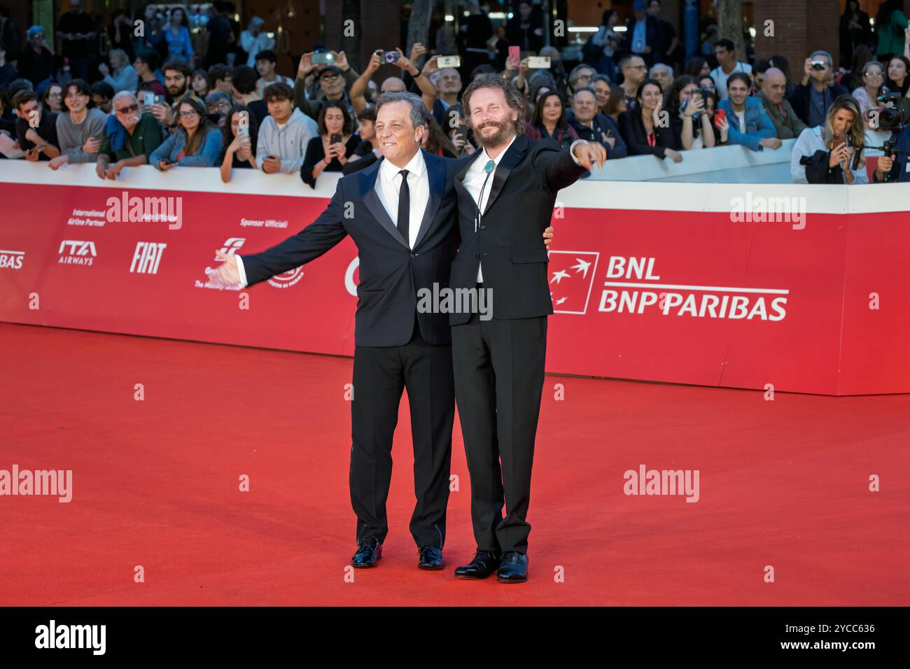 Rom, Italien. Oktober 2024. Gabriele Muccino und Jovanotti nehmen am 18. Oktober 2024 beim 19. Rom Filmfestival im Auditorium Parco Della Musica in Rom, Italien, Teil. (Foto: Gennaro Leonardi/Pacific Press/SIPA USA) Credit: SIPA USA/Alamy Live News Stockfoto