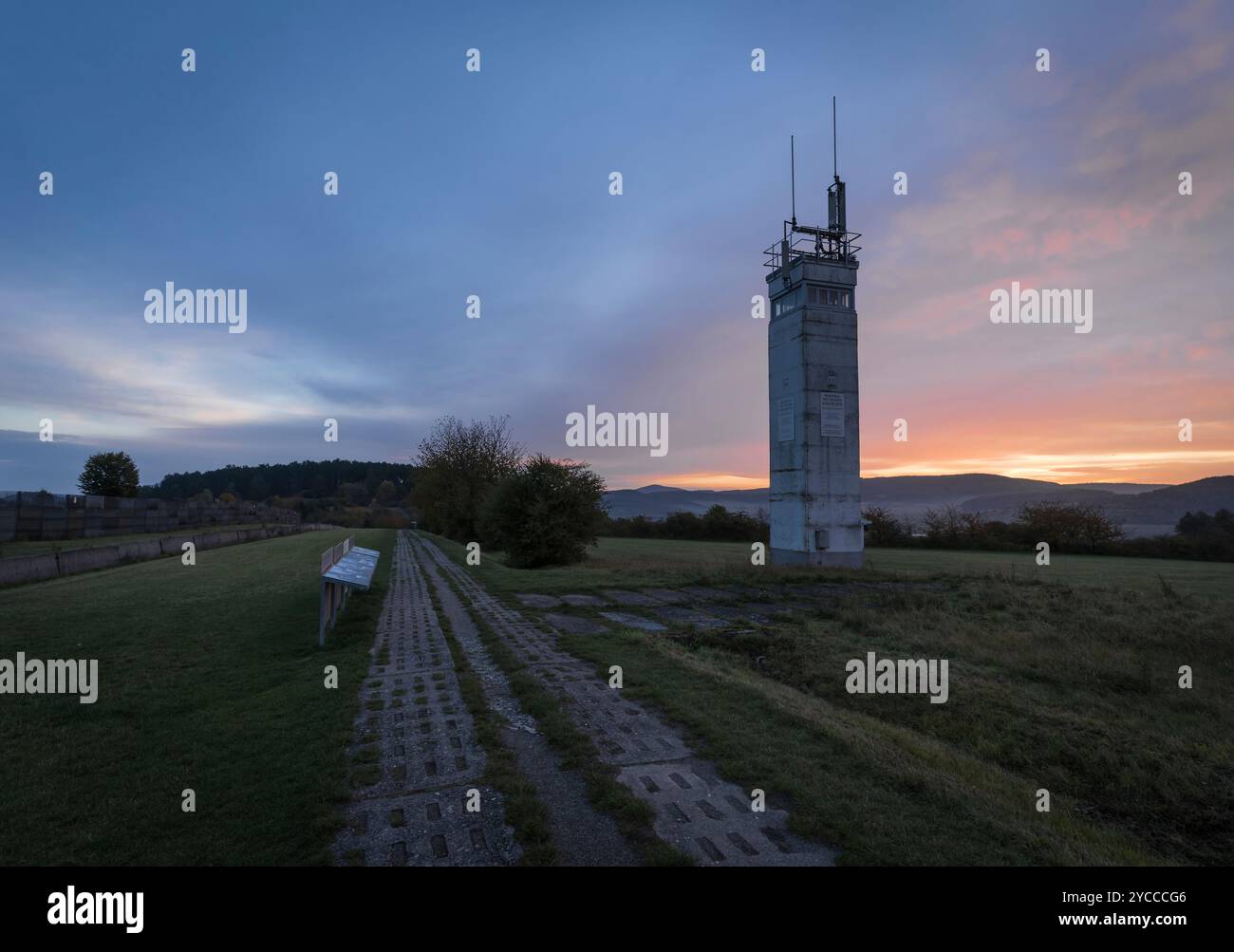 Grenzgebäude der historischen innerdeutschen Grenze. Stockfoto