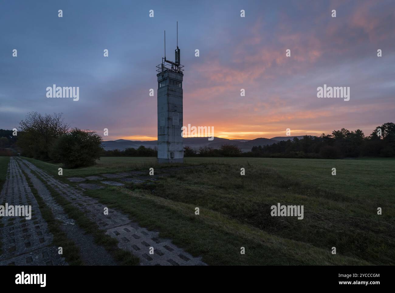 Grenzgebäude der historischen innerdeutschen Grenze. Stockfoto
