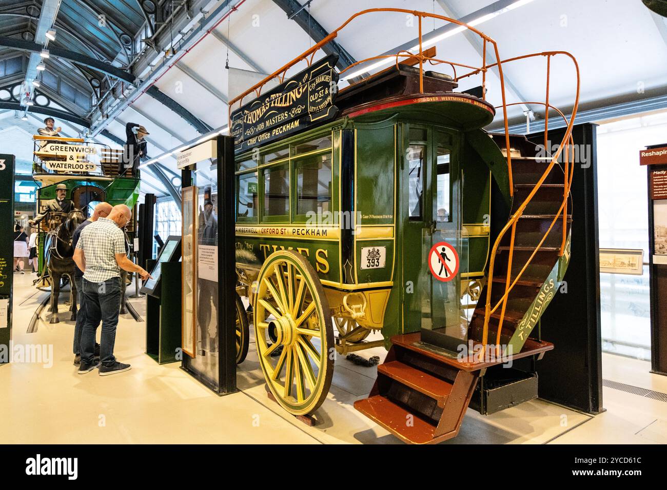 Thomas Tilling Pferdebus aus viktorianischer Zeit, der um 1875–1895 verkehrte, London Transport Museum, London, England Stockfoto