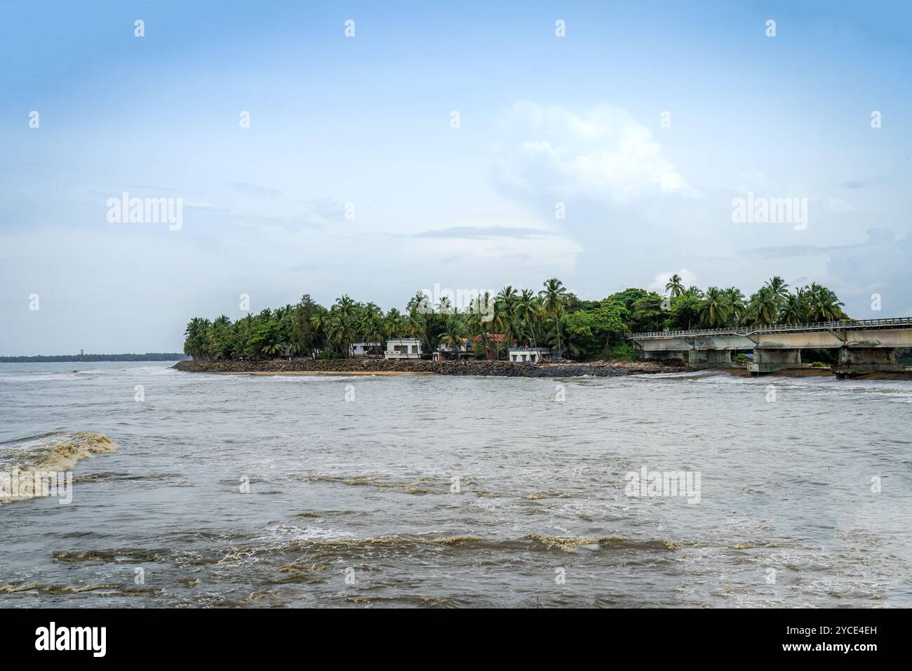 Das Vogelschutzgebiet Kadalundi liegt im Vallikunnu Grama Panchayat im Bezirk Malappuram in Kerala, Indien. Stockfoto