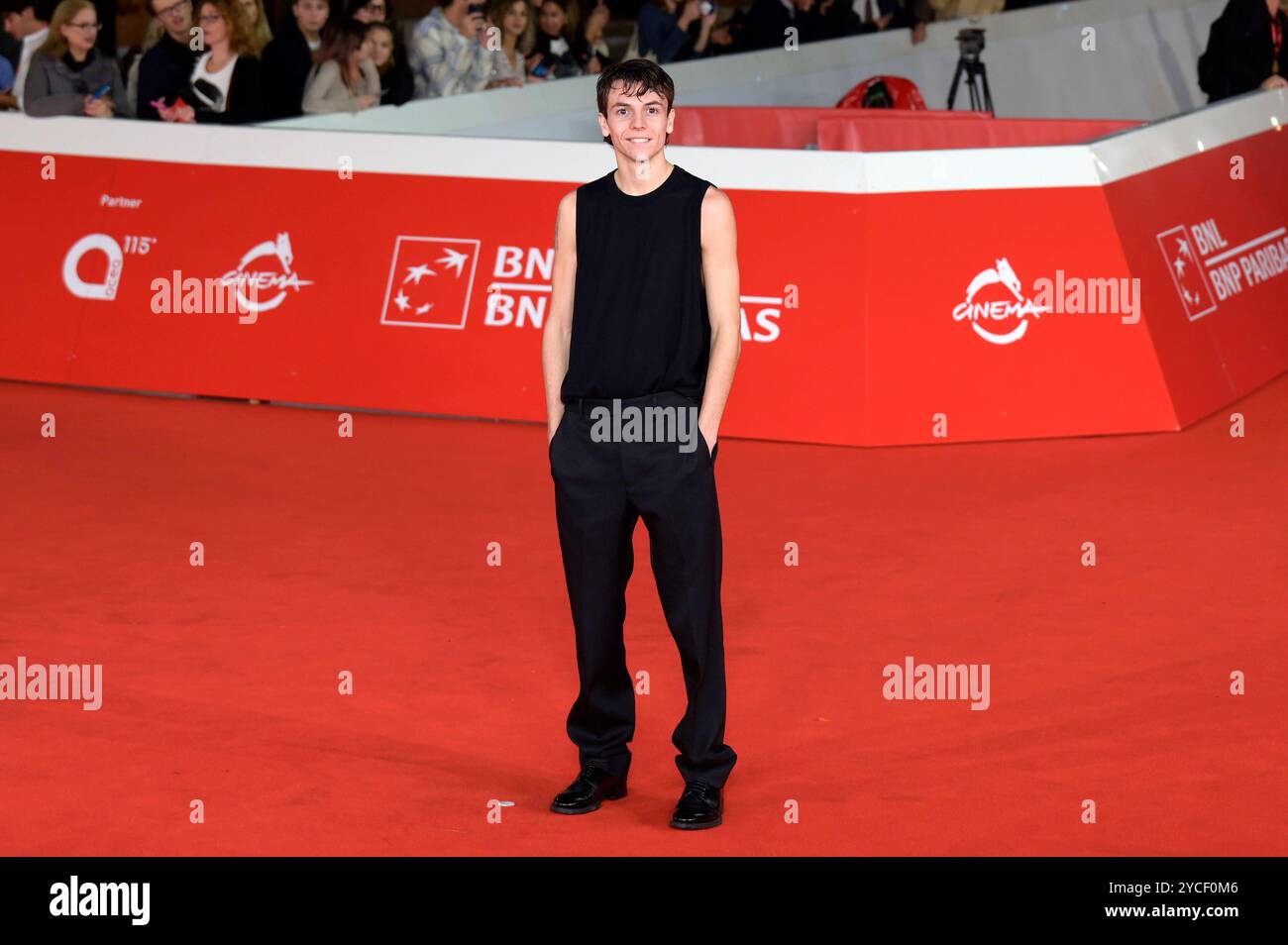 Francesco Gheghi bei der Premiere des Kinofilms Longlegs auf dem 19. Internationales Filmfestival von Rom / Festa del Cinema di Roma 2024 im Auditorium Parco della Musica. Rom, 22.10.2024 *** Francesco Gheghi bei der Premiere des Spielfilms Longlegs beim 19 Internationalen Filmfestival von Rom Festa del Cinema di Roma 2024 im Auditorium Parco della Musica Rome, 22 10 2024 Foto:XA.XM.xTinghinox/xFuturexImagex Longlegs 4019 Stockfoto