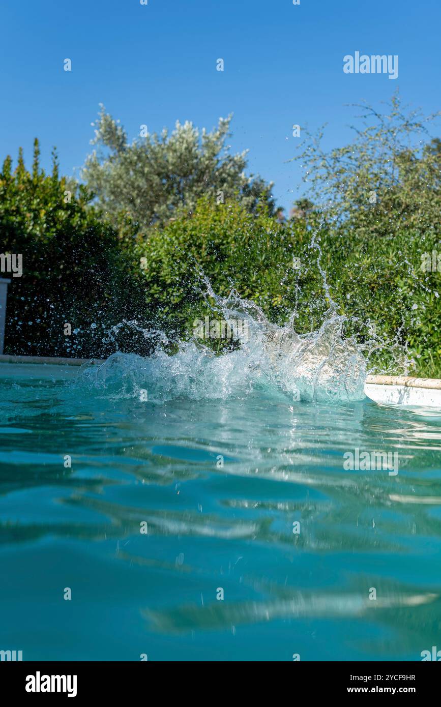 Pool mit Spritzwasser, Swimmingpool, Saint Jean de Cannes, Provence-Alpes-Cote d'Azur, Frankreich Stockfoto