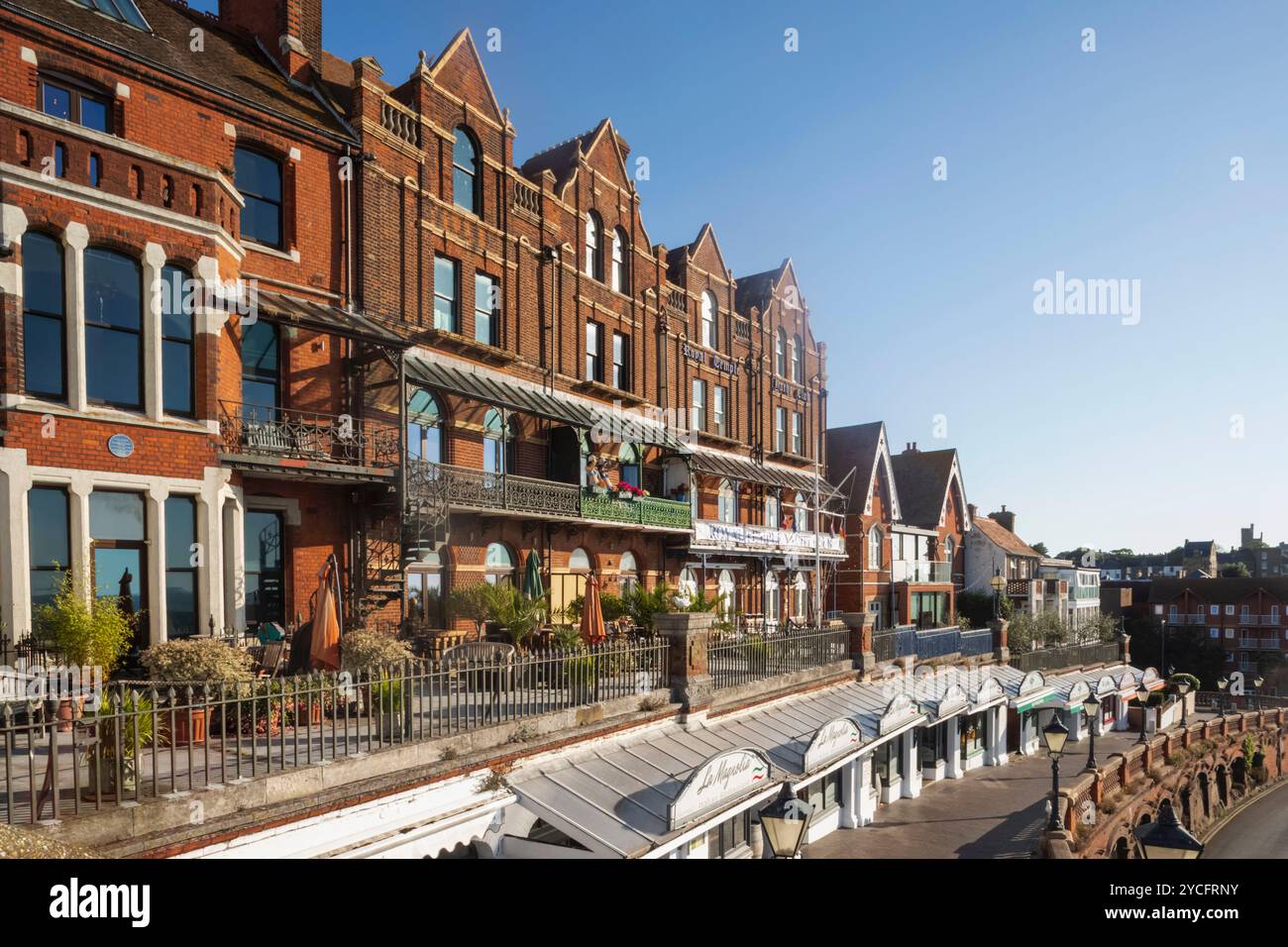 England, Kent, Thanet, Ramsgate, Royal Temple Yacht Club Building Stockfoto