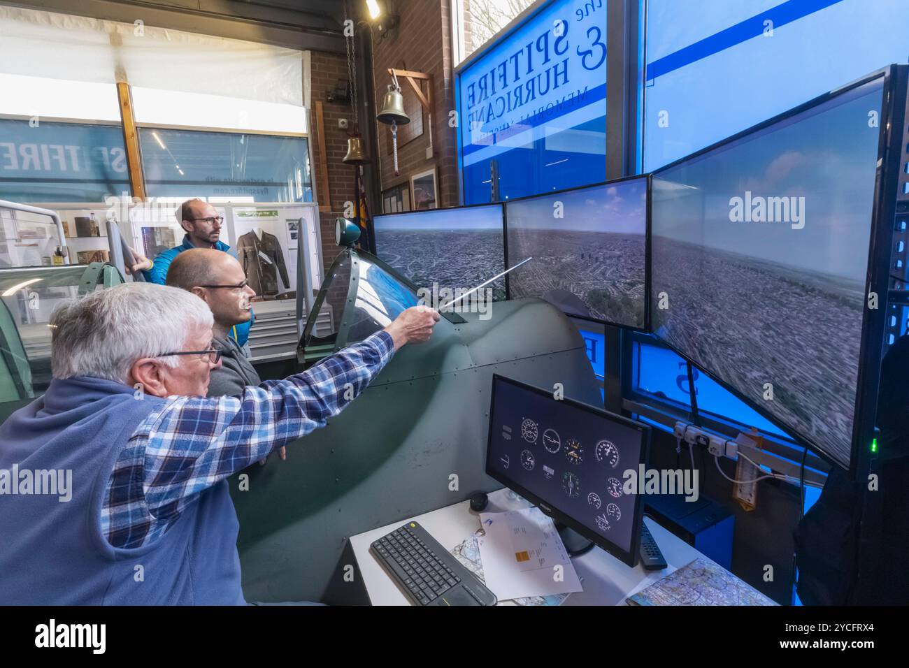 England, Kent, Thanet, Ramsgate, Manston, Spitfire and Hurricane Memorial Museum, Spitfire Flight Simulator Stockfoto