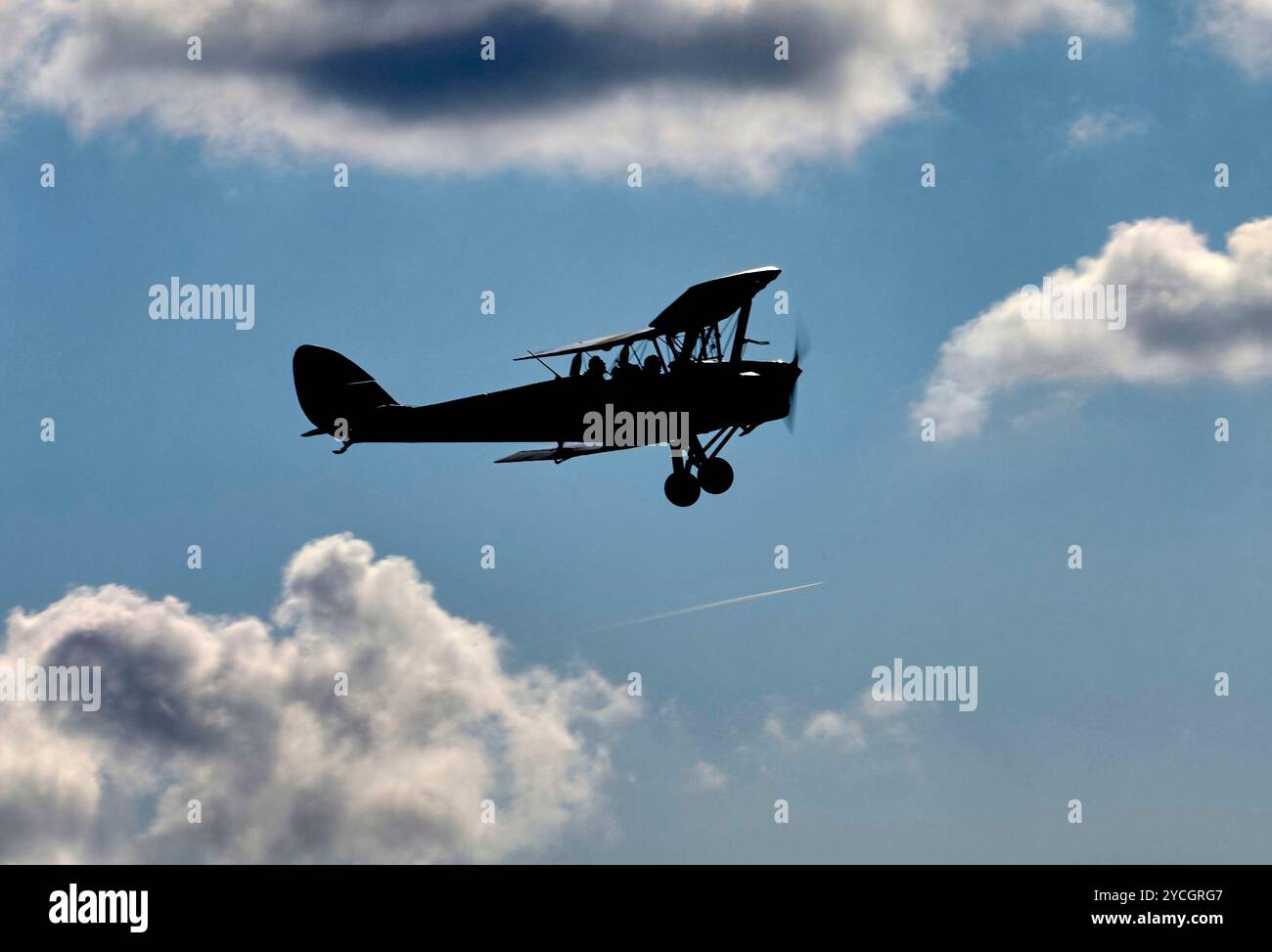 Tiger Moth BI-Flugzeug im IWM Duxford Aircraft Museum, Cambridgeshire, East Anglia, Südosten Englands, Großbritannien Stockfoto