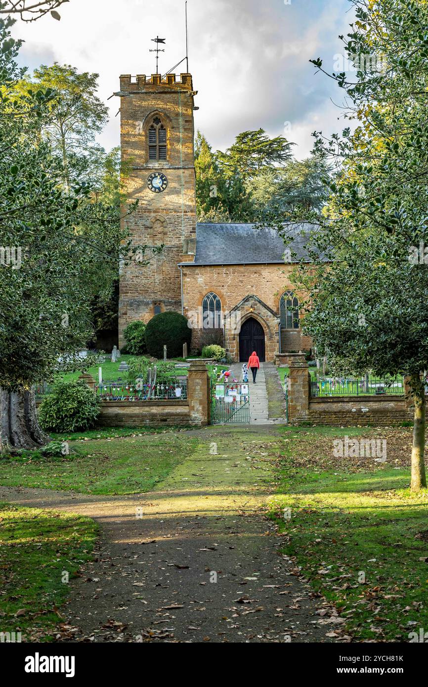 St. Peter und Saint Pauls Kirche in Abington Park, Northampton, Nortants, England, Großbritannien. Stockfoto
