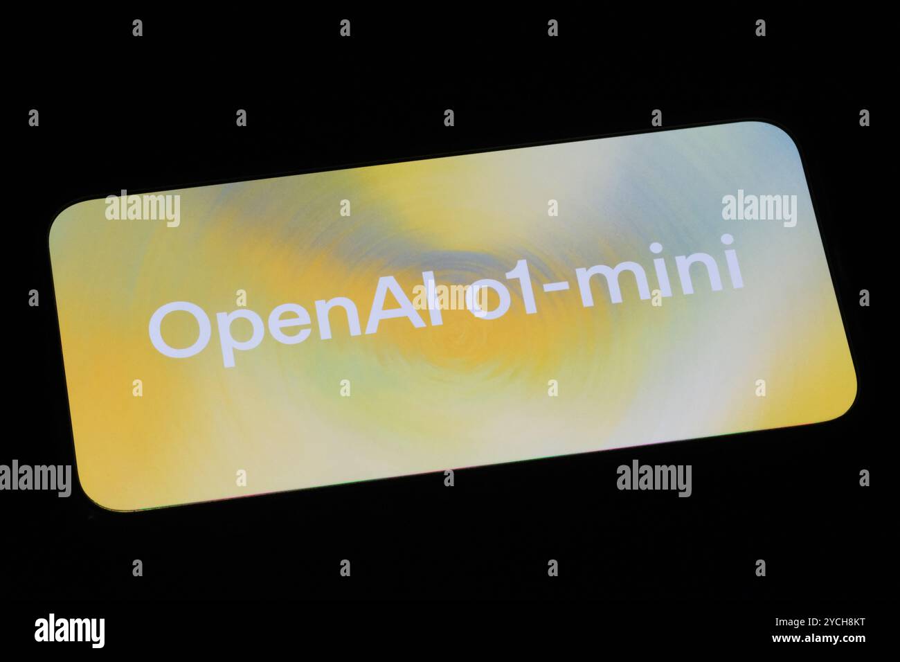 Shanghai, China-13. September 2024: OpenAI o1-Mini AI-Modell am Telefon Stockfoto