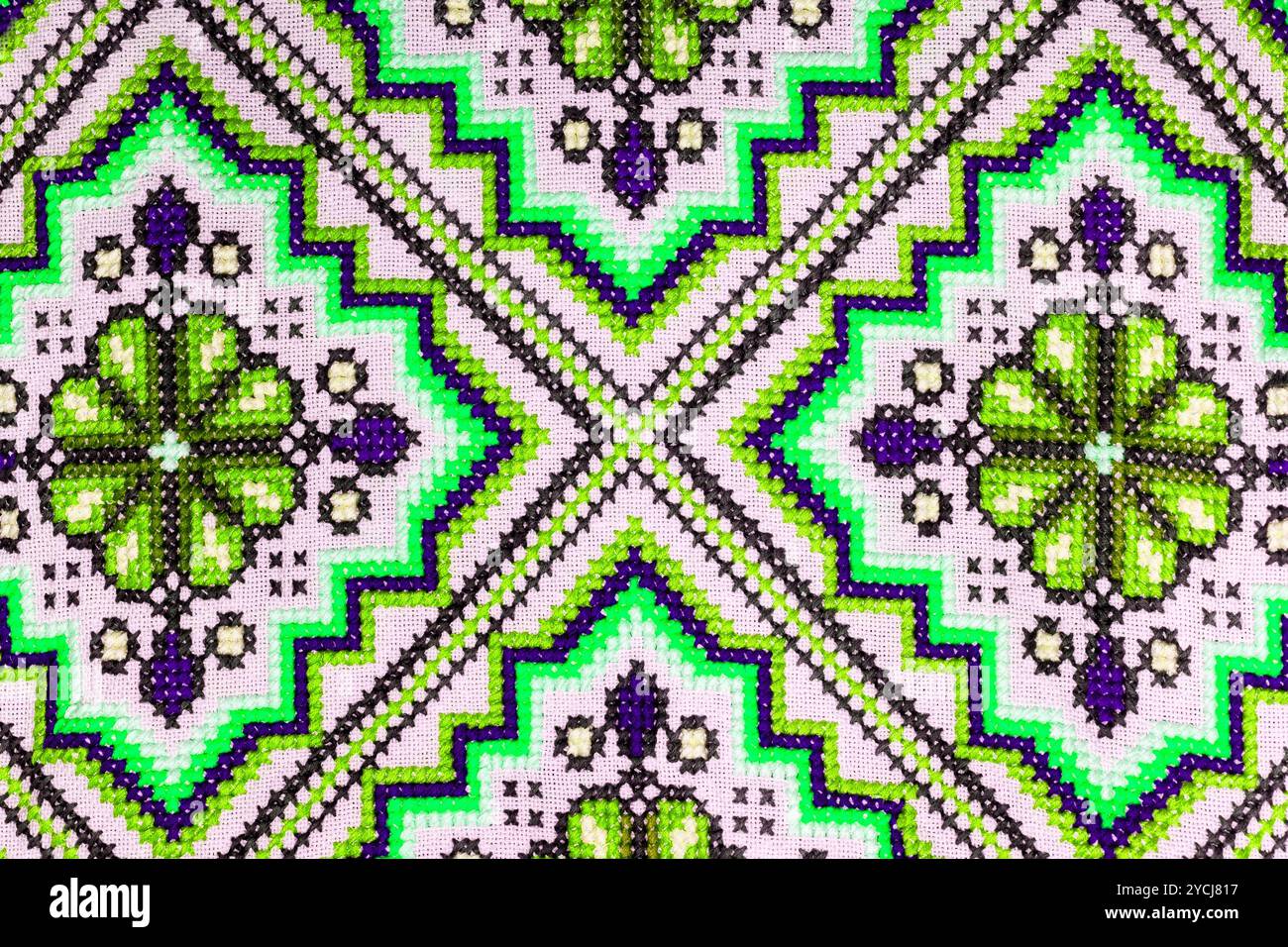 Ukrainisches folkloristisches nahtloses Muster. Ethnische Ornamente Stockfoto