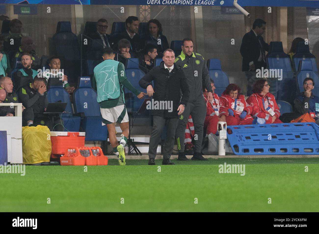 Bergamo, Italien. Oktober 2024. Brendan Rodgers Cheftrainer des Celtic FC während des Spiels der UEFA Champions League 2024/2025 Phase MD3 zwischen Atalanta BC und Celtic FC im Gewiss Stadium am 23. Oktober 2024 in Bergamo, Italien. Quelle: Roberto Tommasini/Alamy Live News Stockfoto