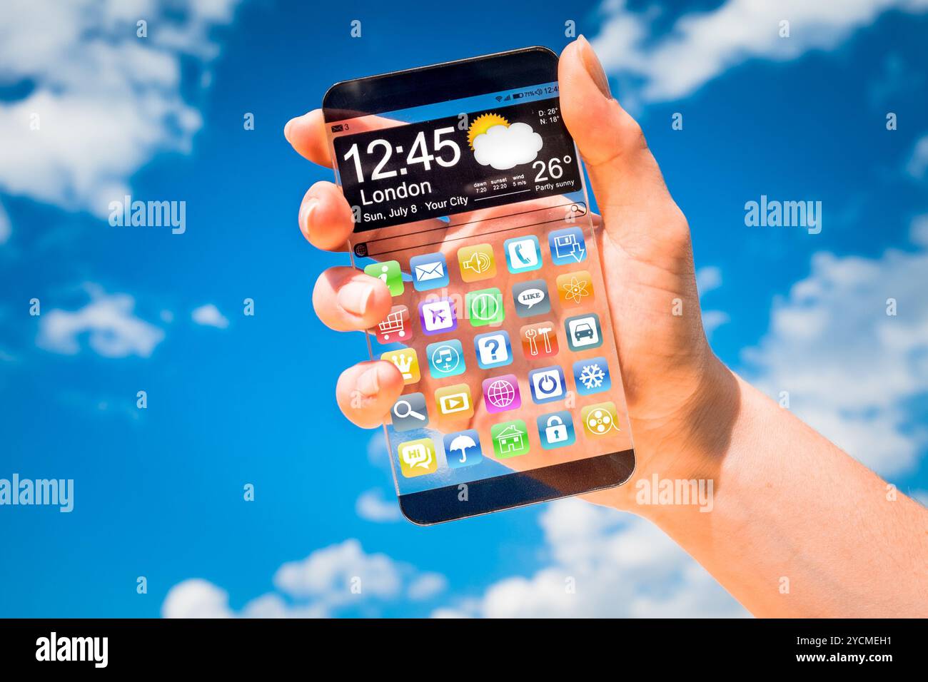 Smartphone mit transparenten Bildschirm in Menschenhand. Stockfoto