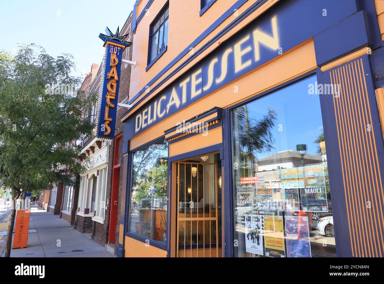 Five Points, eines der ältesten Viertel von Denver und ehemalige Heimat von Jazz-Größen, heute gesäumt von Cafés, Museen, Straßenmalereien, Colorado. Stockfoto