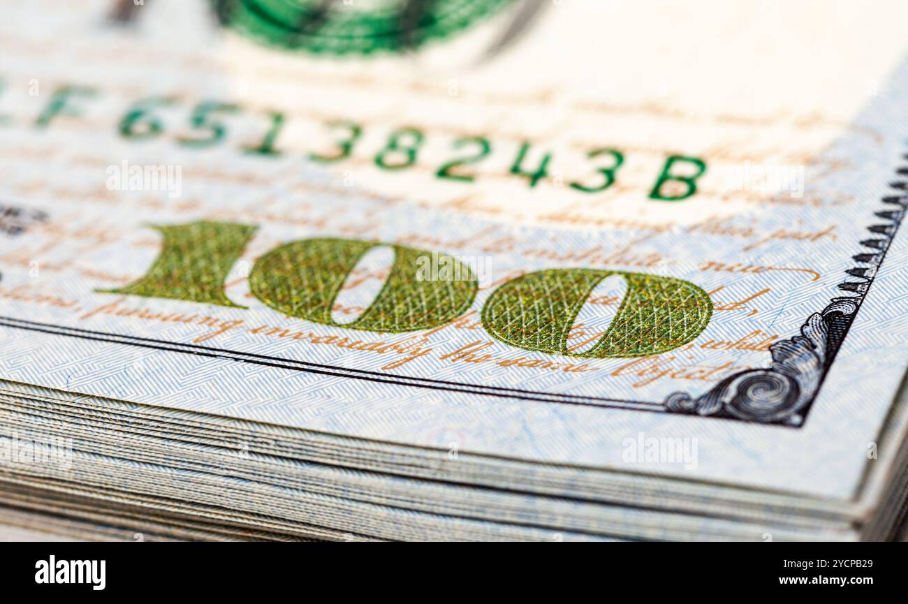 Haufen von hundert-Dollar-Scheine hautnah Stockfoto