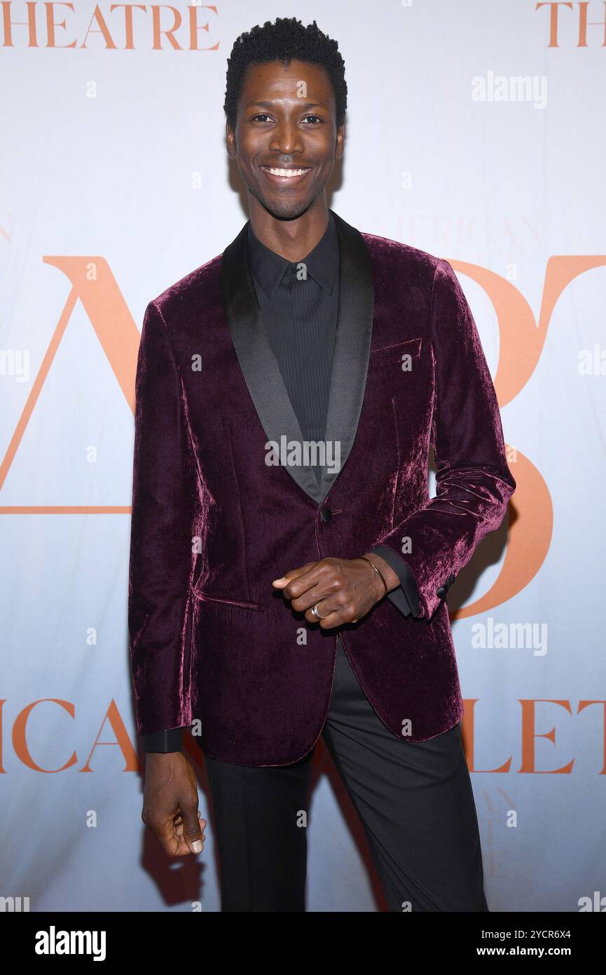 New York, USA. Oktober 2024. Calvin Royal III besucht das American Ballet Theatre 2024 Fall Gala am David H. Koch Theater im Lincoln Center, New York, NY, 23. Oktober 2024. (Foto: Anthony Behar/SIPA USA) Credit: SIPA USA/Alamy Live News Stockfoto