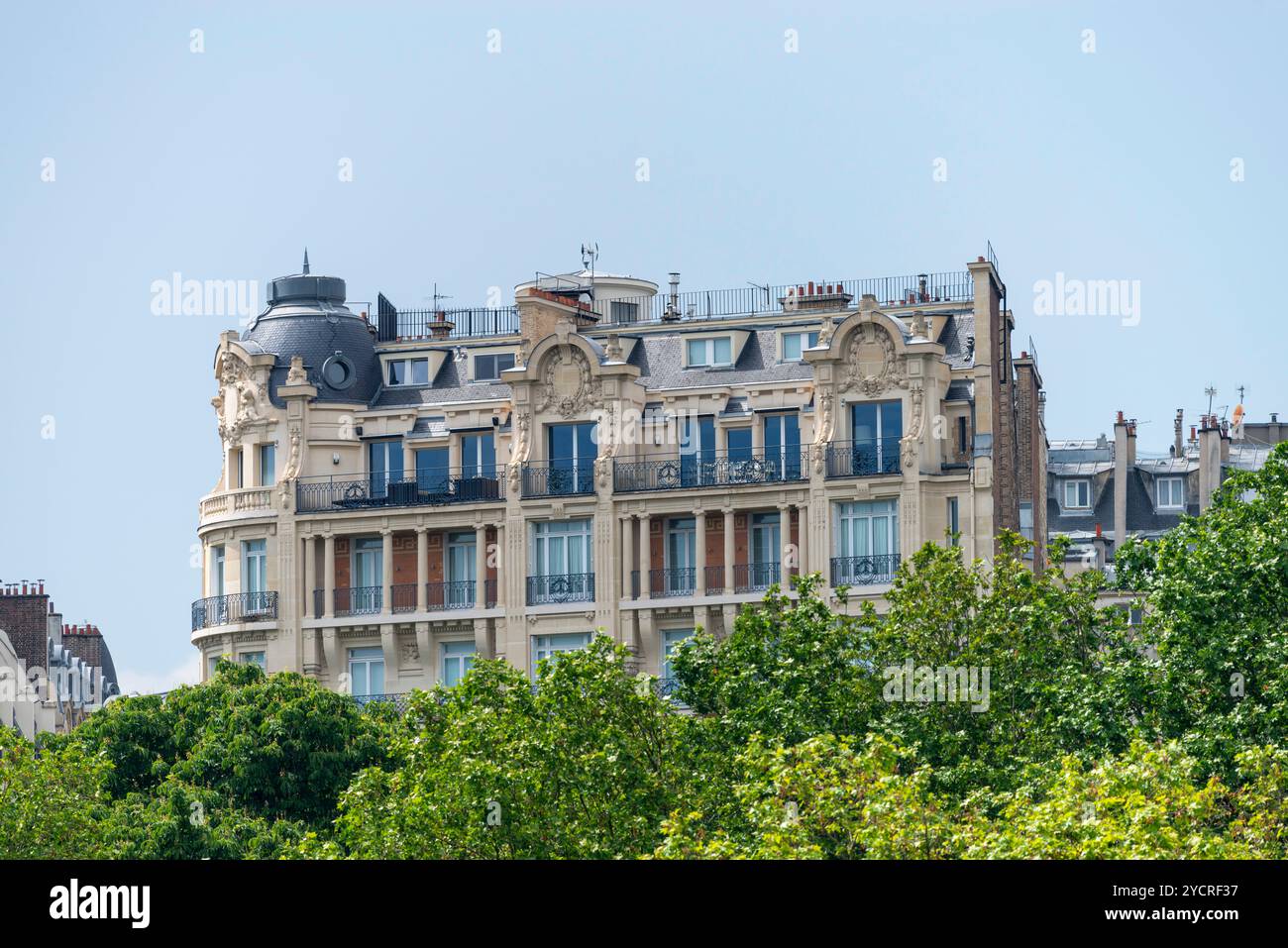 Pariser Architektur, luxuriöse Apartments an der seine, Paris, Île-de-France, Frankreich, Europa Stockfoto