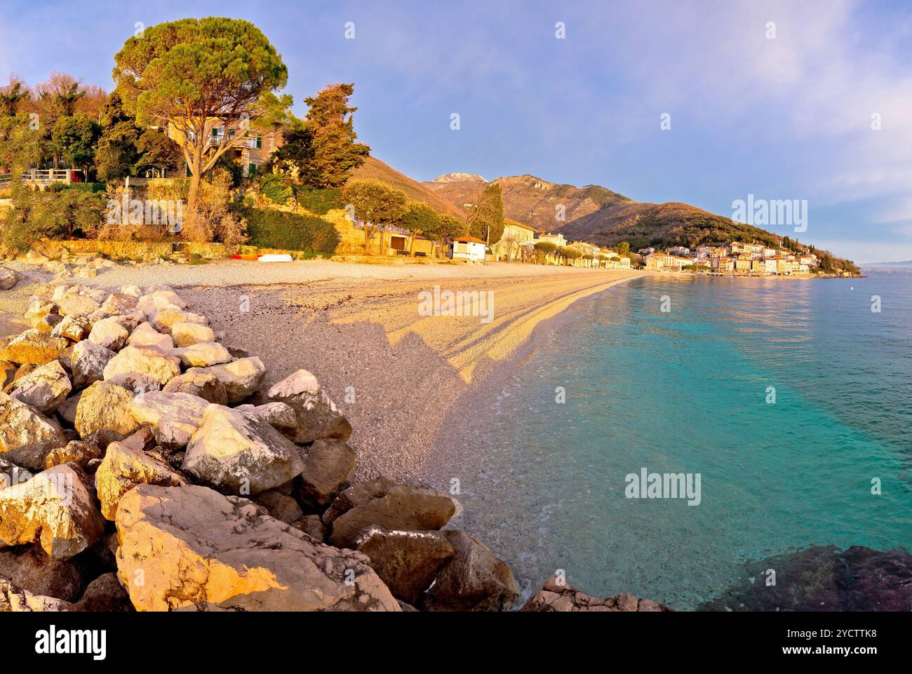 Moscenicka Draga Dorf türkis Strand Stockfoto