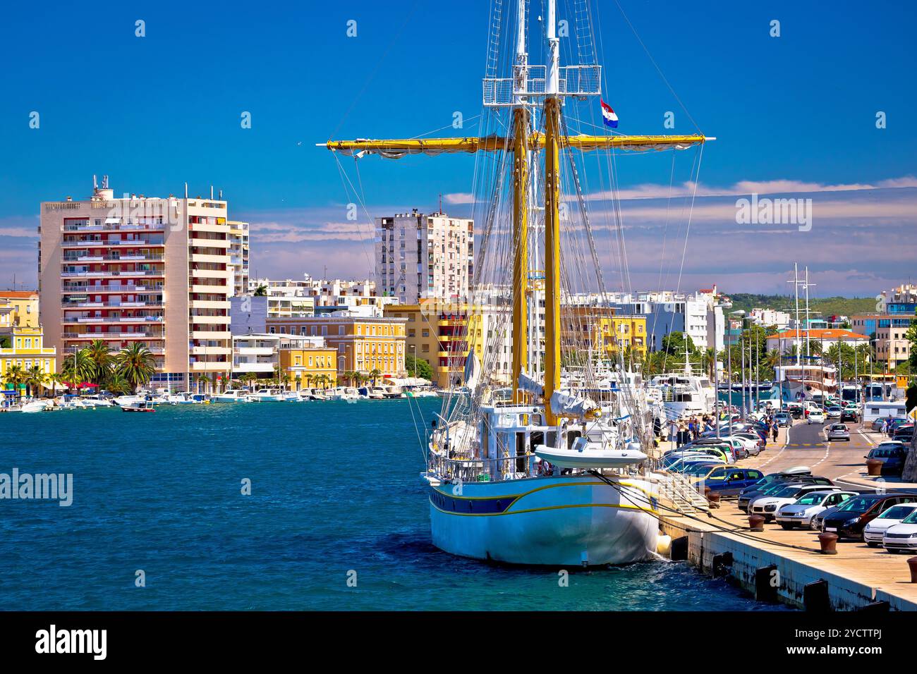 Schiffe in Zadar hafen anzeigen Stockfoto