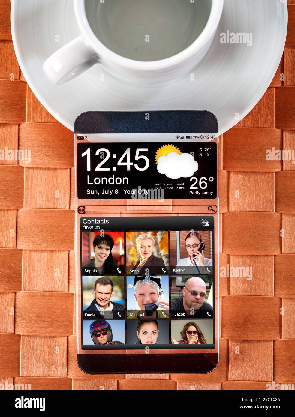 Smartphone mit einem transparenten Display. Stockfoto