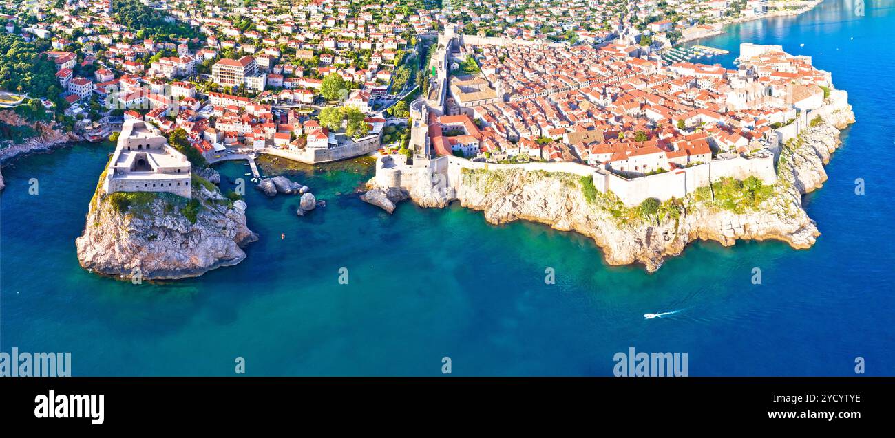 Historische Stadt Dubrovnik aus der Vogelperspektive Stockfoto