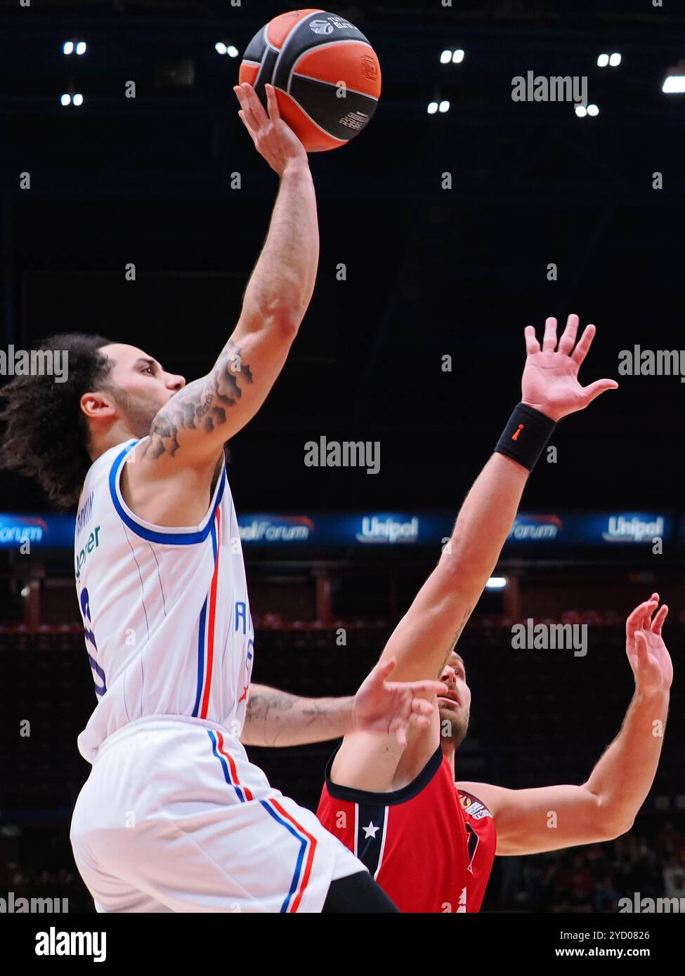 Shane Larkin (Anadolu Efes Istanbul) während der EA7 Emporio Armani Milano gegen Anadolu Efes Istanbul, Basketball Euroleague Spiel in Mailand, Italien, 24. Oktober 2024 Stockfoto