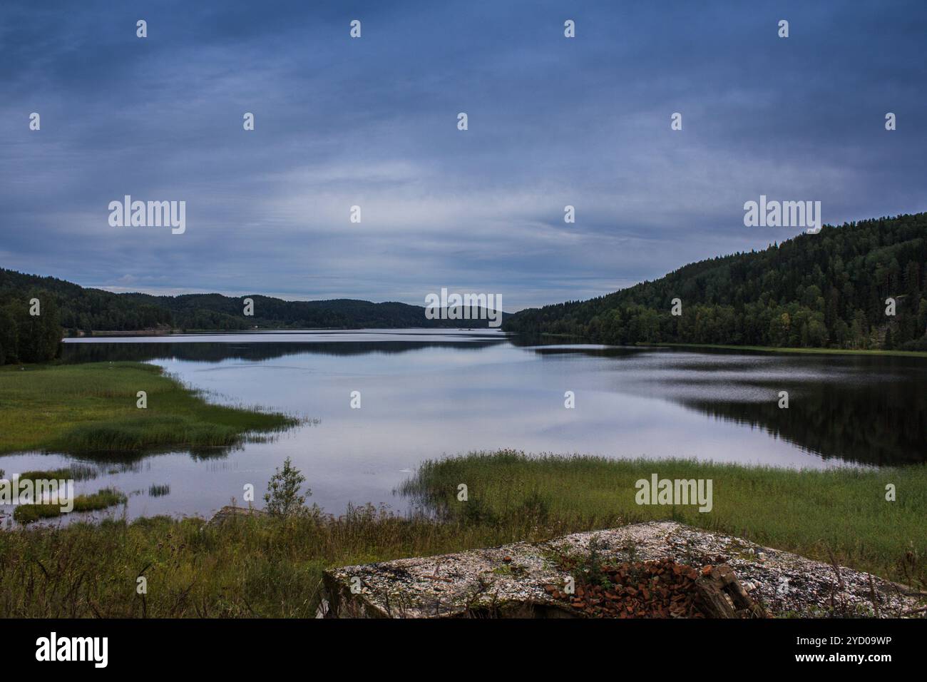 See in Karelien. Sommer Naturlandschaften auf Reisen. Stockfoto