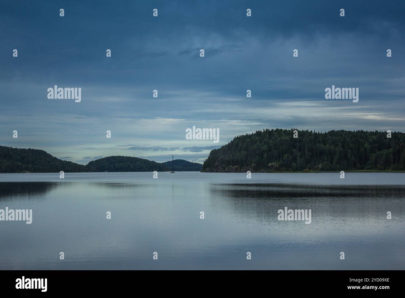See in Karelien. Sommer Naturlandschaften auf Reisen. Stockfoto