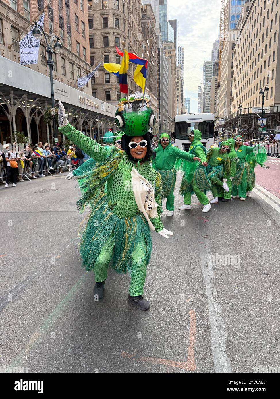 Columbia war 2024 bei der International Hispanic Day Parade auf der 5th Avenue in New York City gut vertreten. Stockfoto