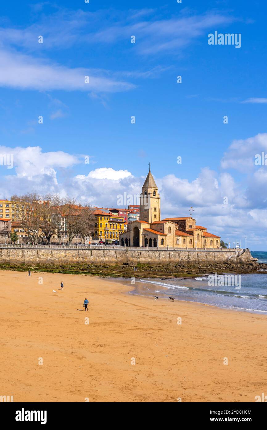 Strand San Lorenzo, Gijón, Xixón, Asturien, Spanien, Golf von Biskaya Stockfoto