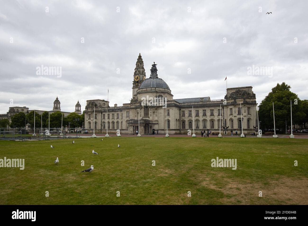 Wales, Cardiff - 30. Juni 2024: Cardiff City Hall. Stockfoto