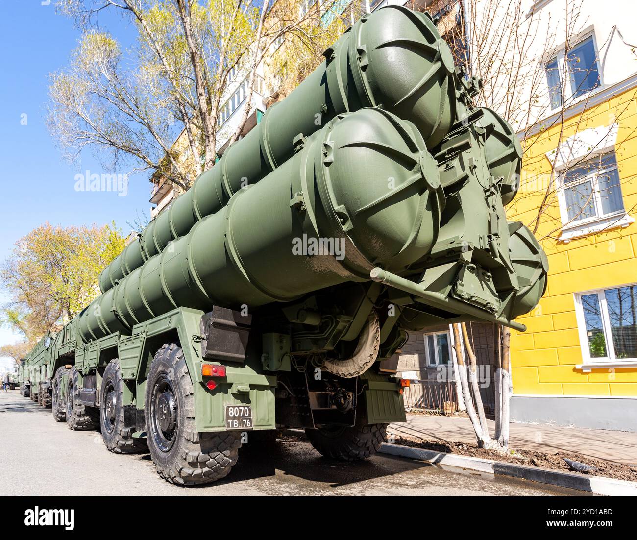 Samara, Russland - 4. Mai 2019: Russischen Flugabwehrrakete System (SAM) S-300 auf die Stadt Straße geparkt Stockfoto