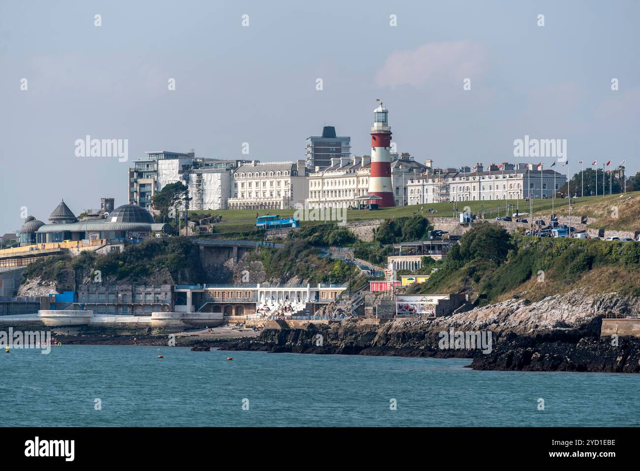 Plymouth Devon England. 30.09.2024. Landschaft von Plymouth Sound of the Hoe und Gebäude am Meer Plymouth UK. Stockfoto