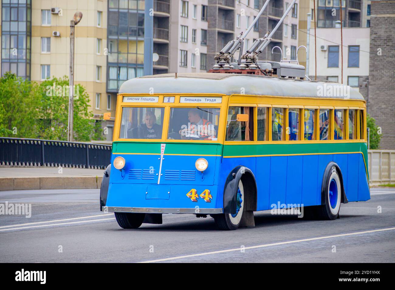 Retro-Ausstellung eines alten Kraftfahrzeugs. Alter Transport. Russland, St. Petersburg 25. Mai 2019 Stockfoto