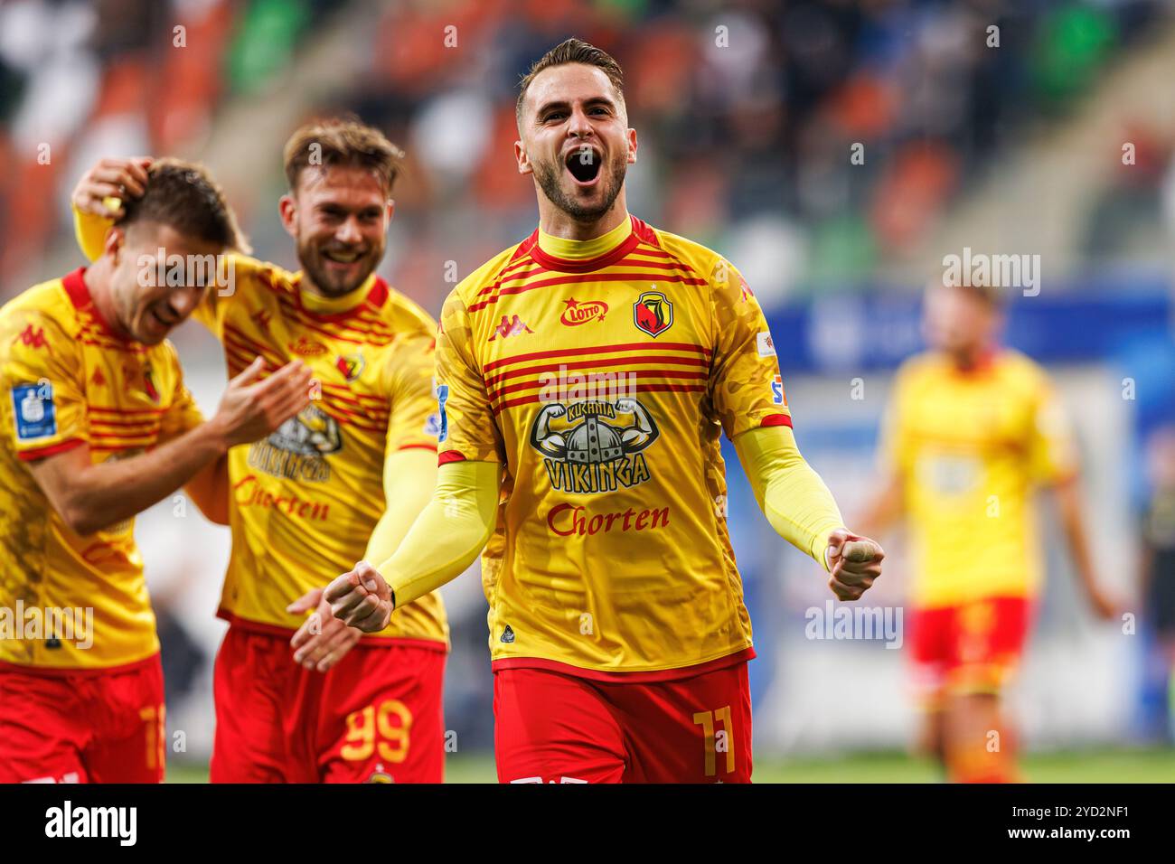 Jesus Imaz (Jagiellonia Bialystok) sah, wie er feierte, nachdem er während des PKO BP Ekstraklasa-Spiels zwischen den Teams von Zaglebie Lubin und Jagiellonia Bialystok im Stadion Zaglebia Lubin ein Tor geschossen hatte. Endpunktzahl 1:3 (Foto: Maciej Rogowski/SOPA Images/SIPA USA) Stockfoto