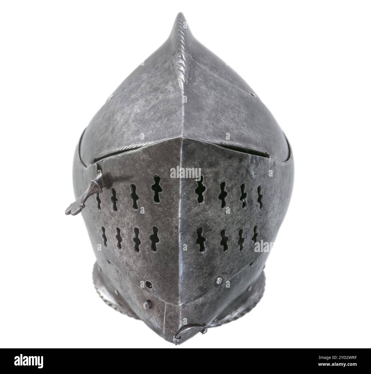 Warrier ist Rüstung Helm auf weißem Hintergrund Stockfoto