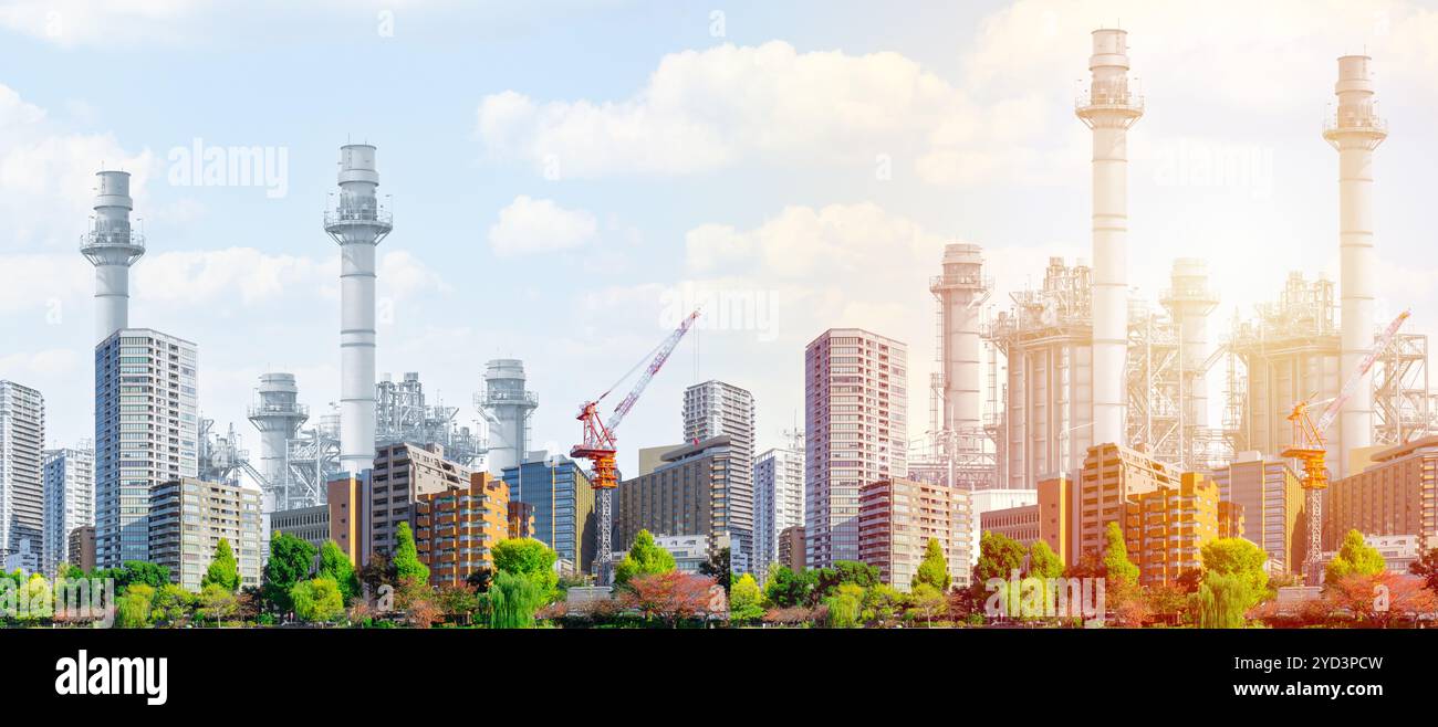 Moderne grüne, entwickelte Land Stadt Metro mit Kraftwerk Industrie Fabrik oder Petroleumanlage Hintergrund breit für Banner. Stockfoto