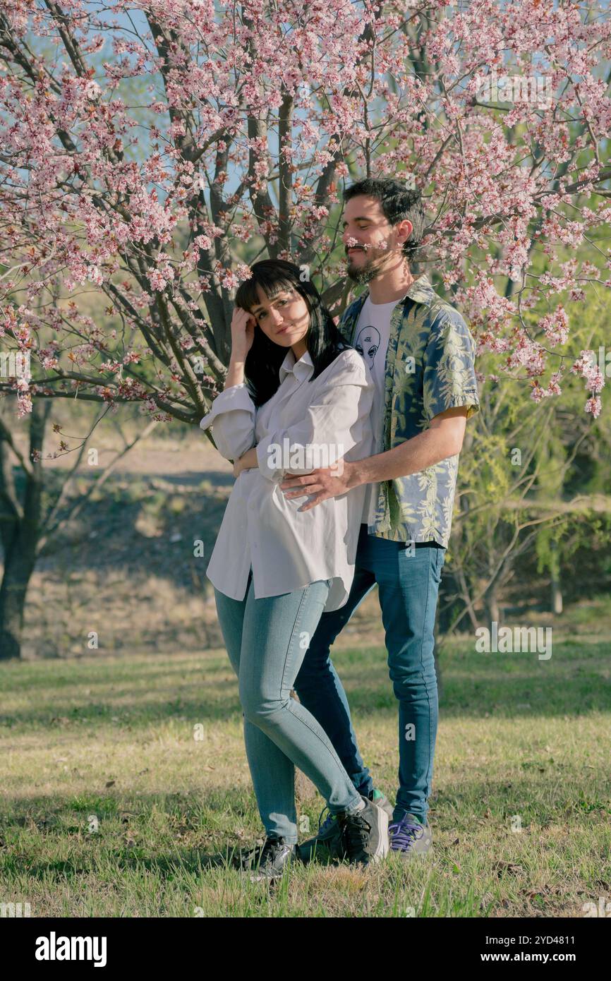 Paare zusammen im Frühling Stockfoto