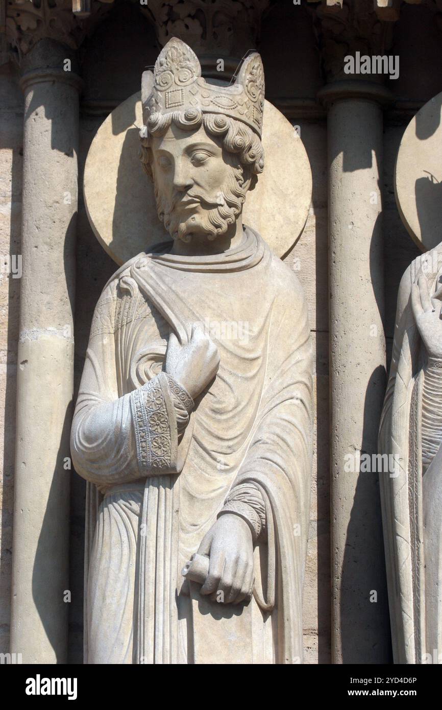 König, Kathedrale Notre Dame, Portal St. Anne, Paris Stockfoto
